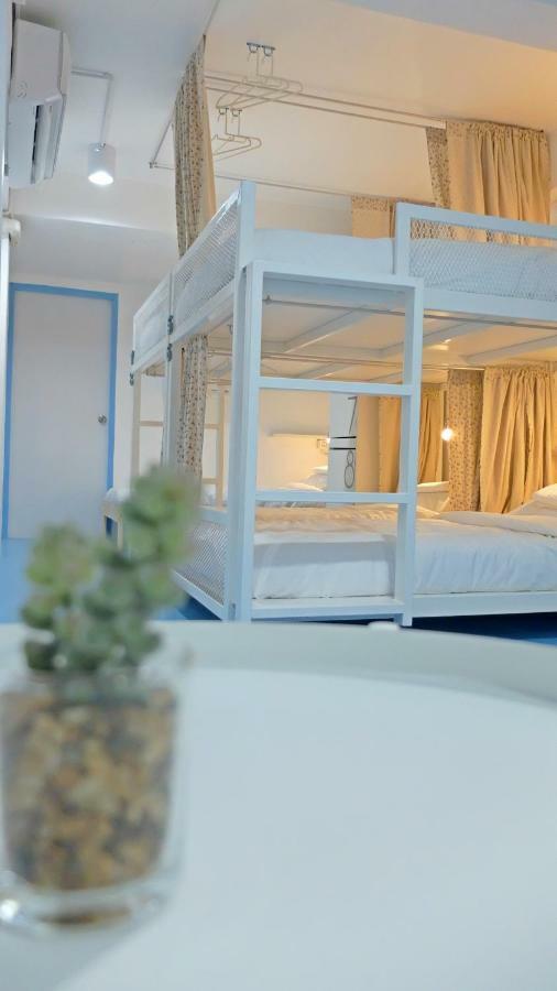 A Dude Mini Hostel (Adults Only) Chiang Mai Luaran gambar
