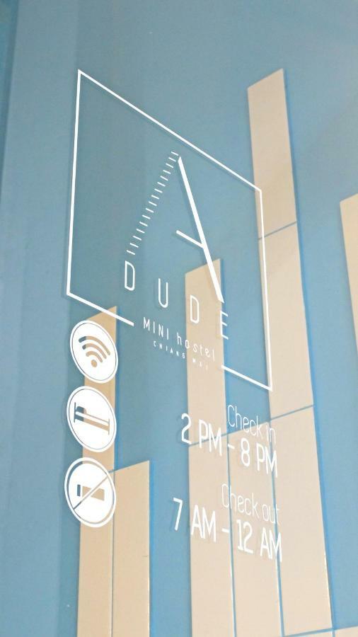A Dude Mini Hostel (Adults Only) Chiang Mai Luaran gambar